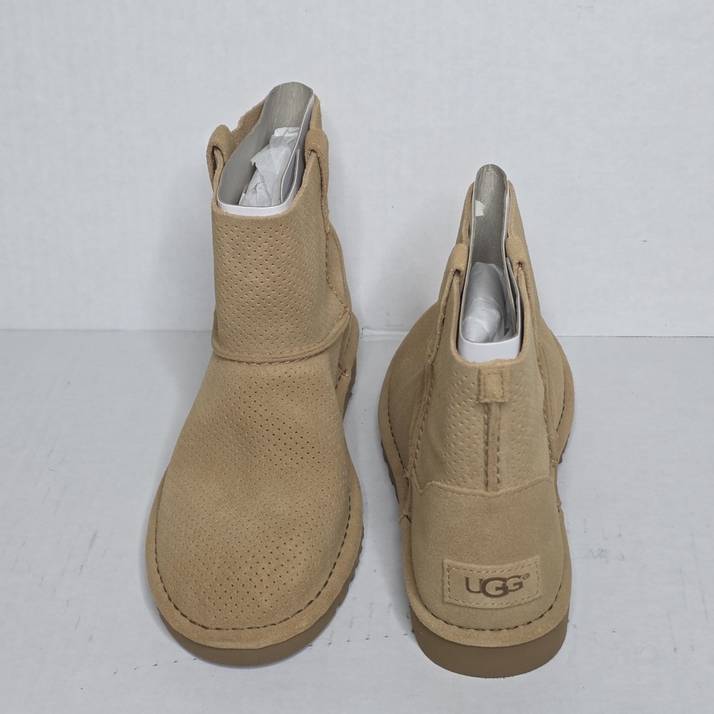 UGG Perforated Suede Ankle Bootie Women's Beige Pull-On Round Toe Rubber 8